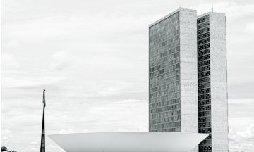 Imagem De Uma Fotografia Do Congresso Nacional Em Brasília, Em Representação O PL Do Estatuto Da Pessoa Com Câncer Está Parado Há 18 Meses