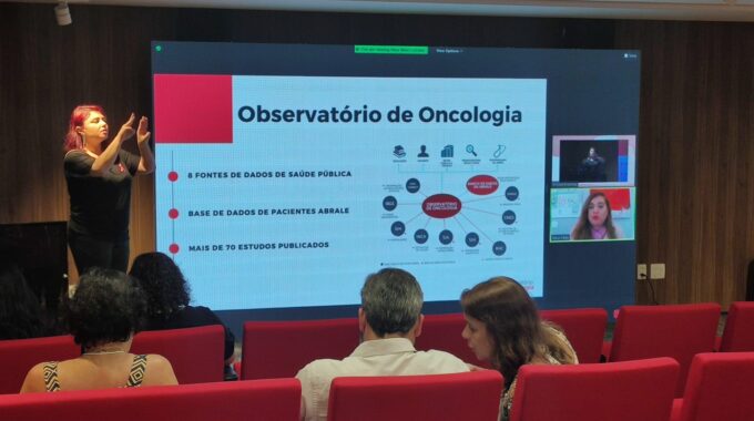 Seminário "Saberes E Tecnologia Salvando Vidas" Apresentação Nina Melo, Do Observatório De Oncologia